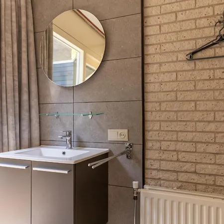 Vakantiehuis Kloosterbos 5 Sint Maartensvlotbrug