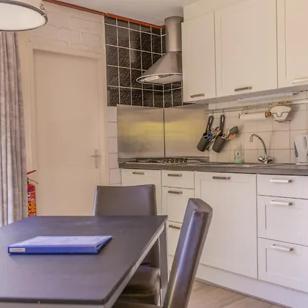 Kloosterbos 5 *